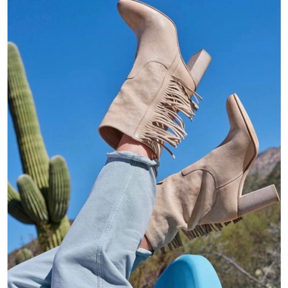 NWOB Free People Wild Rose Slouch Boot, Bone, Sz 39